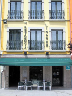 Отель Hostal Linares  Рибадео
